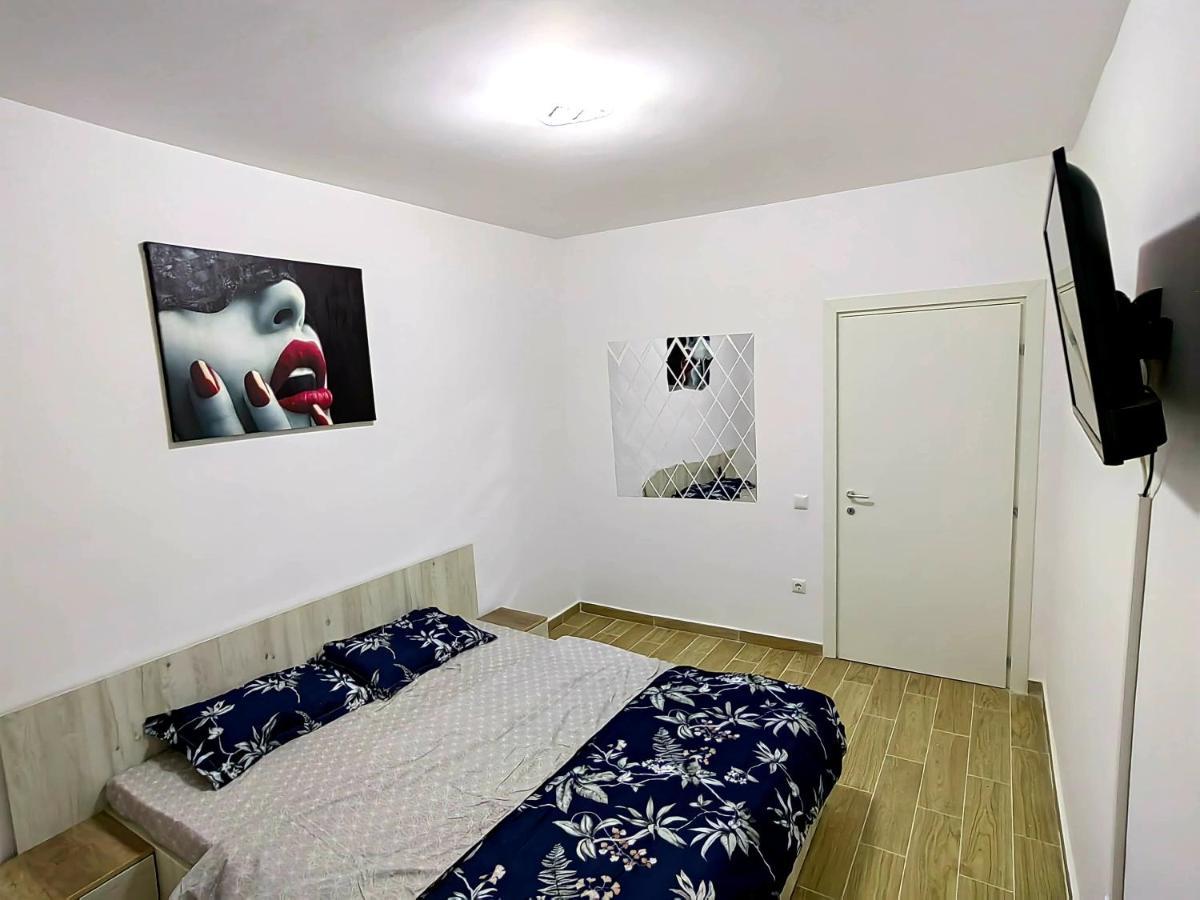 Militari Luxury Flat Apartment Rosu Exterior photo