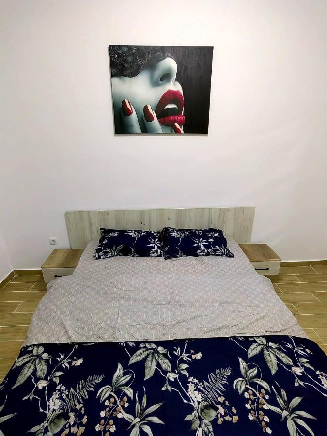 Militari Luxury Flat Apartment Rosu Exterior photo